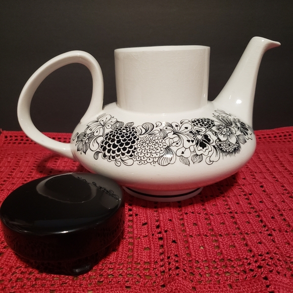 Vintage Coffee Tea Pot Staffordshire Wildwind - Picture 7 of 10